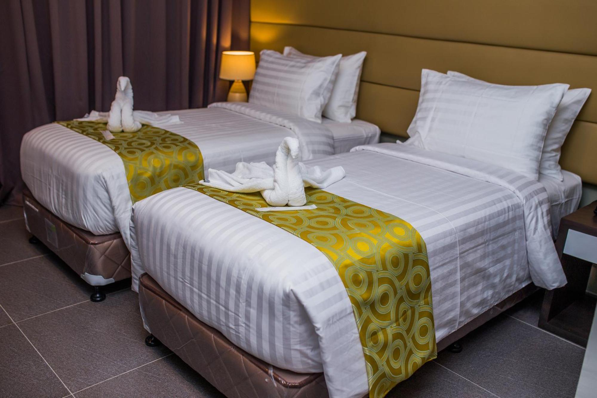 Hotel Costa Brava ตาโคลบัน ภายนอก รูปภาพ