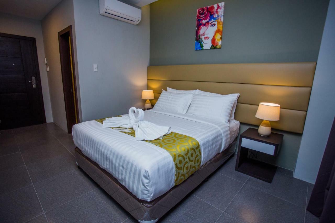 Hotel Costa Brava ตาโคลบัน ภายนอก รูปภาพ