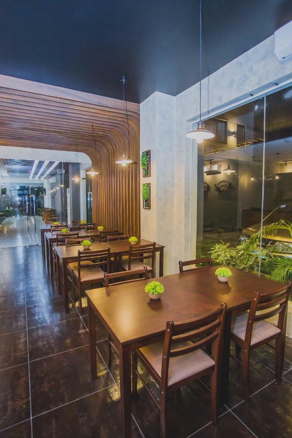 Hotel Costa Brava ตาโคลบัน ภายนอก รูปภาพ