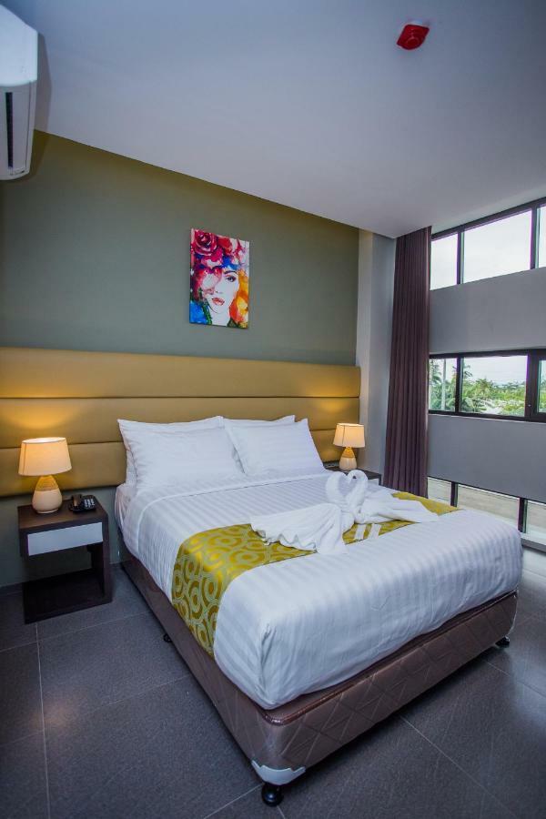 Hotel Costa Brava ตาโคลบัน ภายนอก รูปภาพ